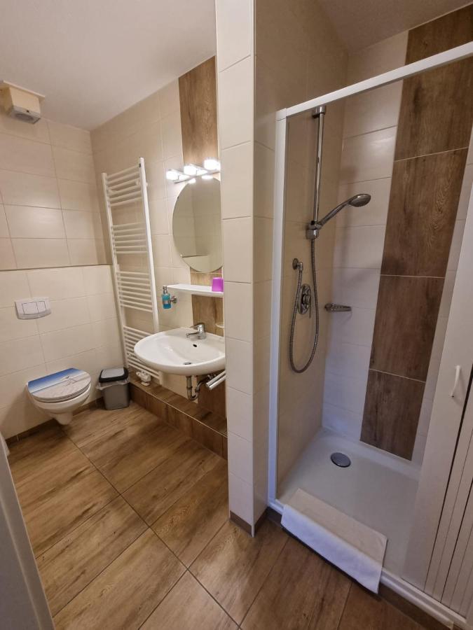 Hotel Pension Nordseewelle 노르다히 외부 사진